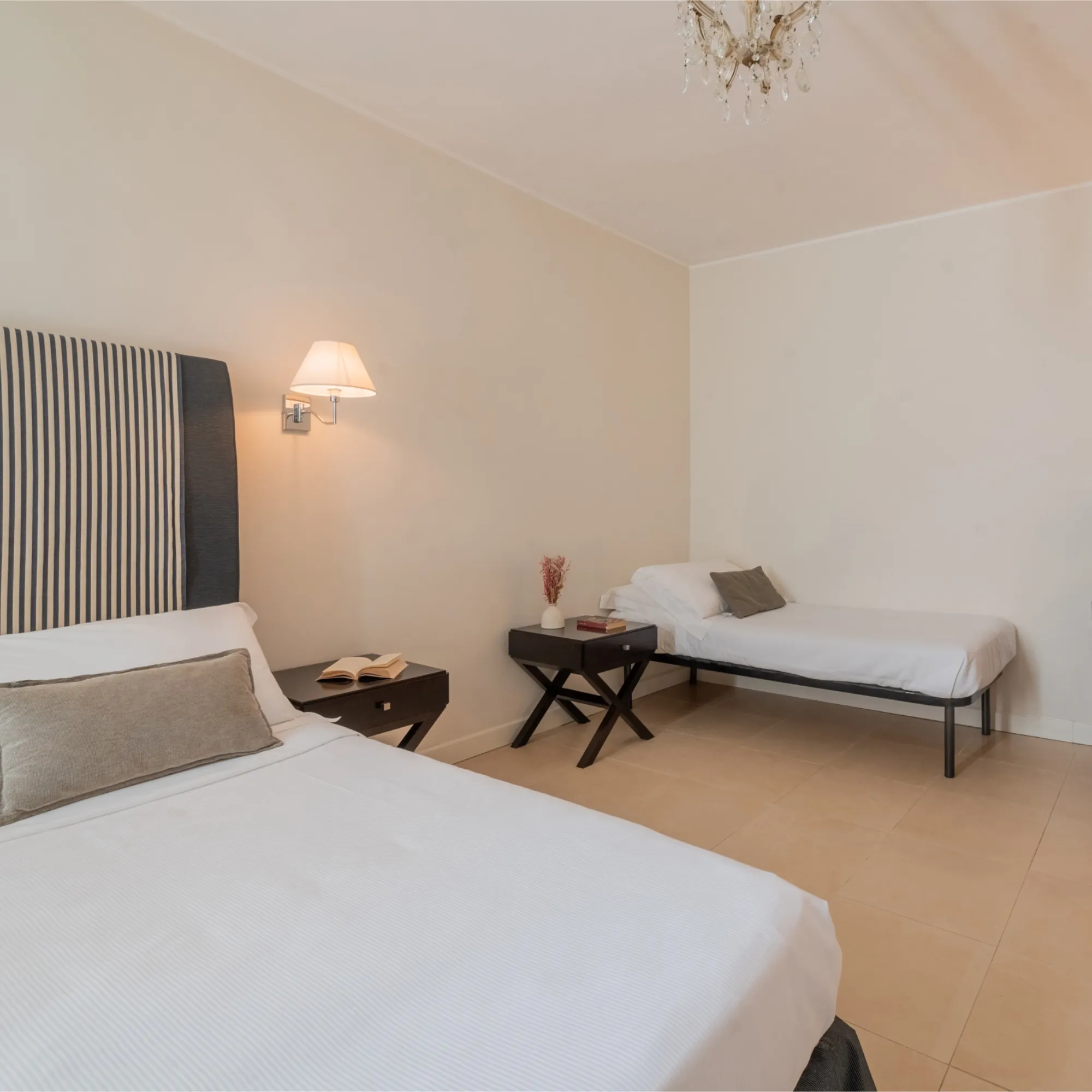 Hotel-Palazzo-Cavalieri-Siracusa-Foto-Camera-Tripla-Superior-12-quadrata