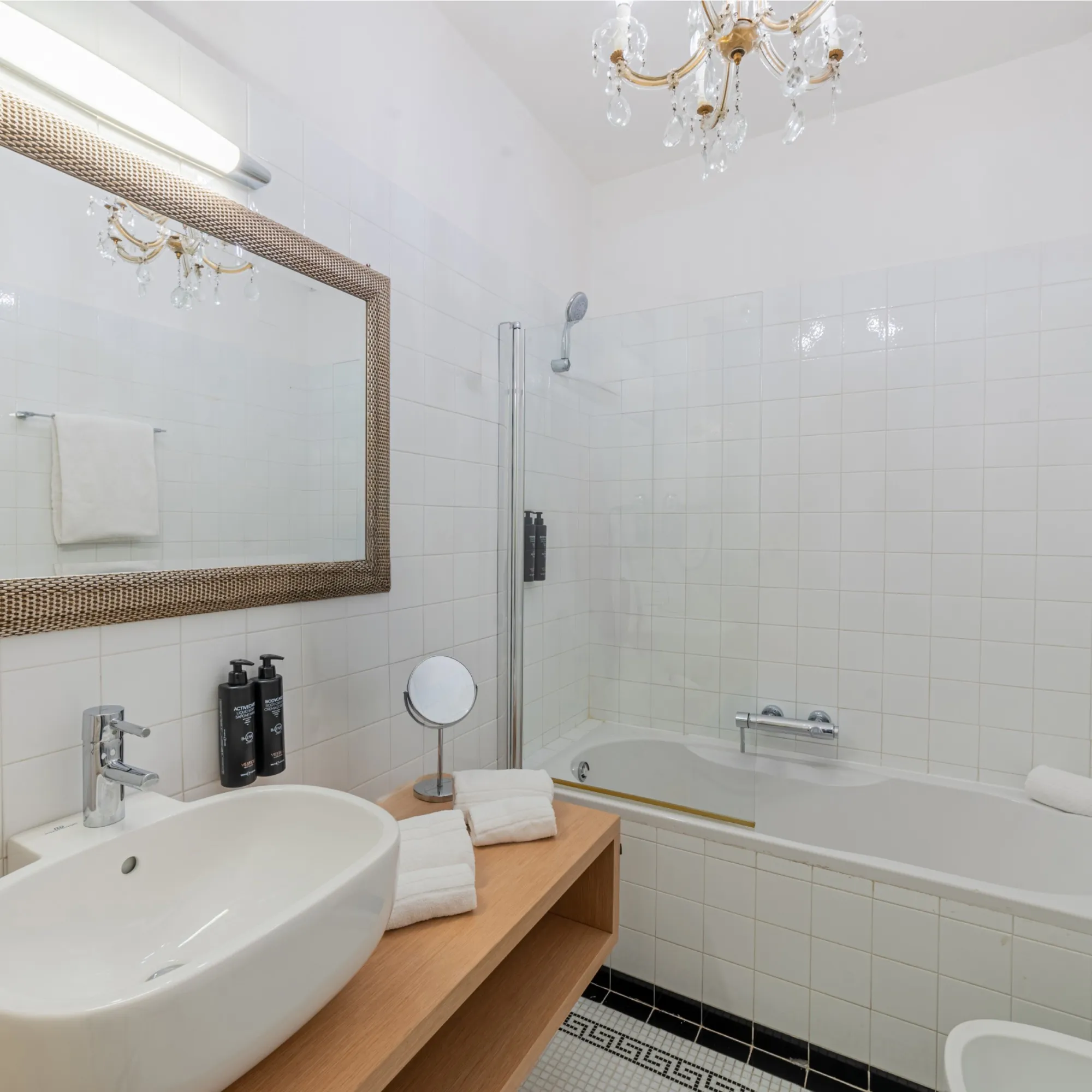 Hotel-Palazzo-Cavalieri-Siracusa-Foto-Classic-Doppia-Bagno-1-quadrata