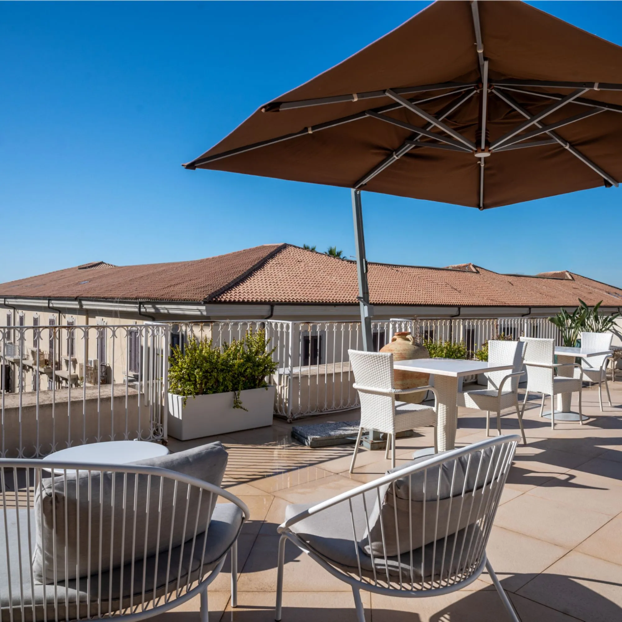 Hotel-Palazzo-Cavalieri-Siracusa-Foto-Terrazza-quadrata